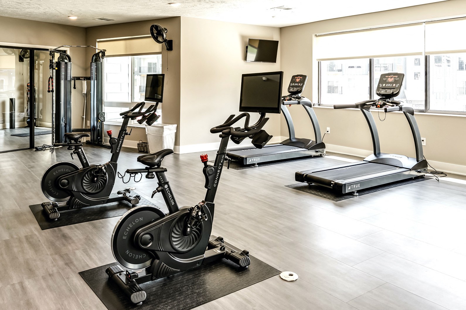 State-of-the-art fitness center at AXIS apartments in Papillion, NE